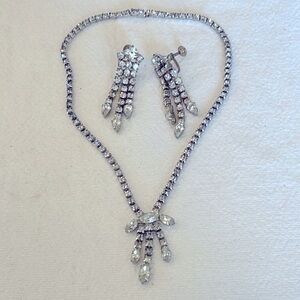 Rhinestone faceted crystal vintage screw back clip on set necklace earrings